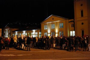 Trieste Libera ed altre organizzazioni e associazioni presidiano la Centrale Idrodinamica (Porto Franco Nord di Trieste) per protestare contro il rigassificatore di Gas Natural.