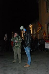 Trieste Libera ed altre organizzazioni e associazioni presidiano la Centrale Idrodinamica (Porto Franco Nord di Trieste) per protestare contro il rigassificatore di Gas Natural.