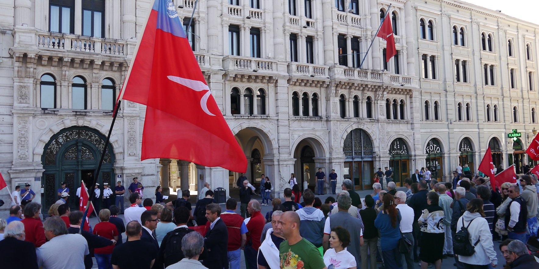 15 settembre 2014: presidio di Trieste Libera.
