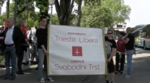 Manifestazione di Trieste Libera contro la sdemanializzazione del Porto Franco Nord (aprile 2012).