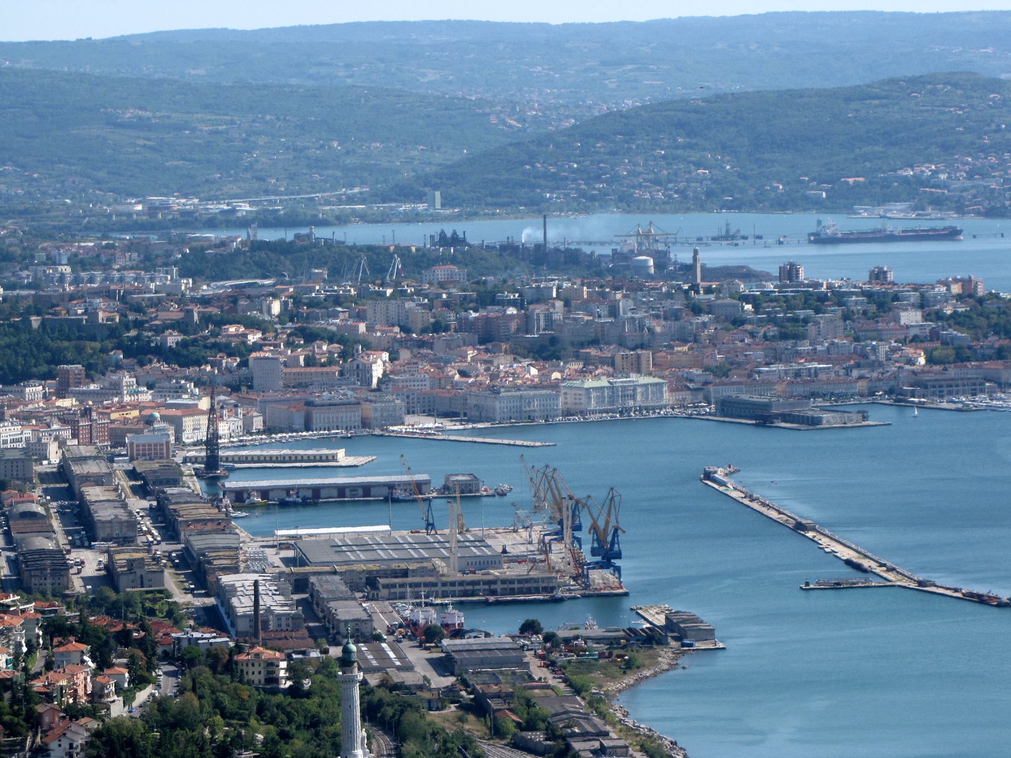 Il Porto Franco Nord, settore strategico del Porto Franco internazionale del Territorio Libero di Trieste.